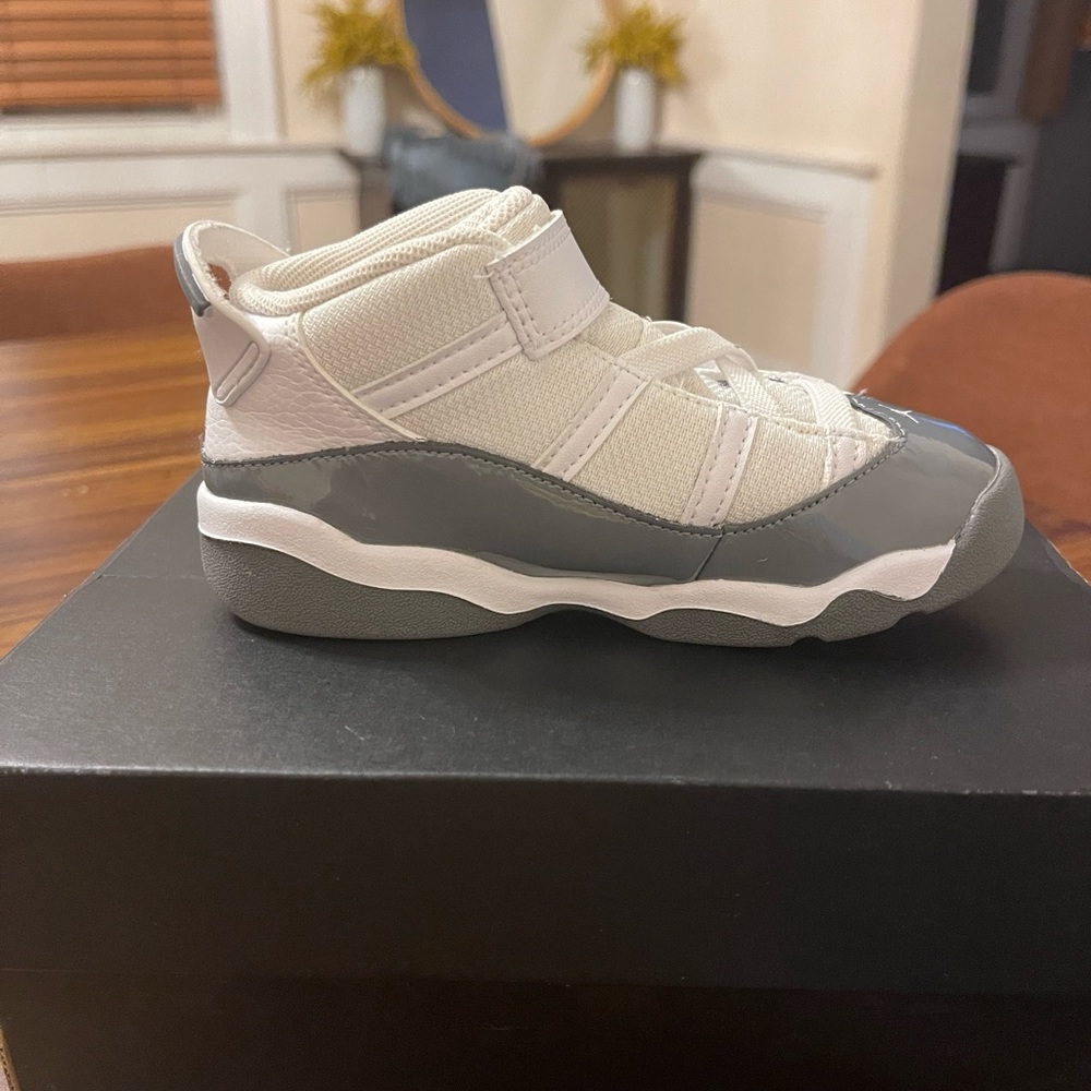 Air jordan 6 rings